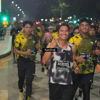 Runner Photo 7063833