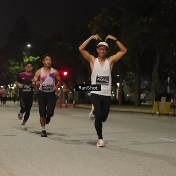 Runner Photo 7063840