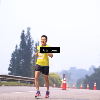 Runner Photo 7063846