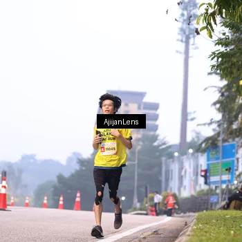 Runner Photo 7063847