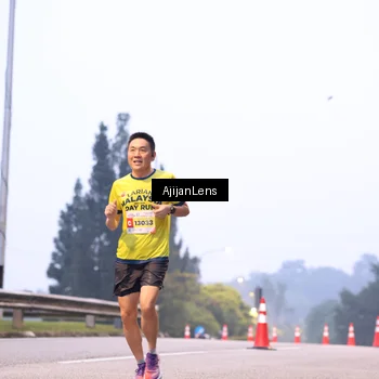 Runner Photo 7063855