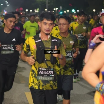 Runner Photo 7063863