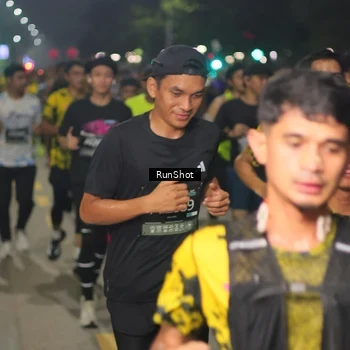 Runner Photo 7063869