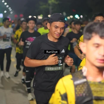 Runner Photo 7063871
