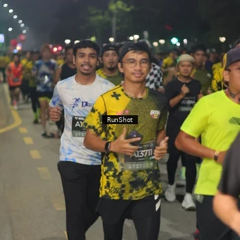 Runner Photo 7063885