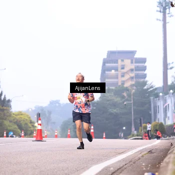 Runner Photo 7063893