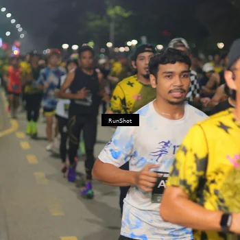 Runner Photo 7063898