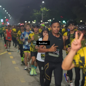 Runner Photo 7063912