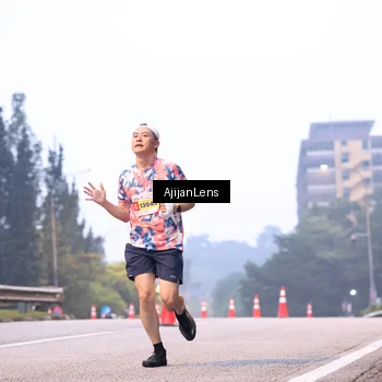 Runner Photo 7063923