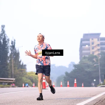 Runner Photo 7063935