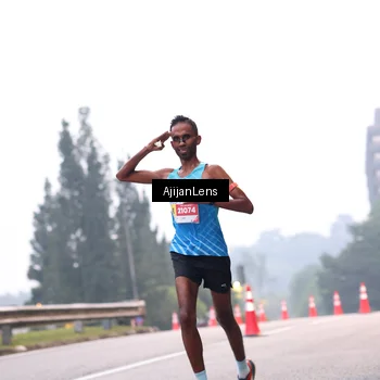 Runner Photo 7063994