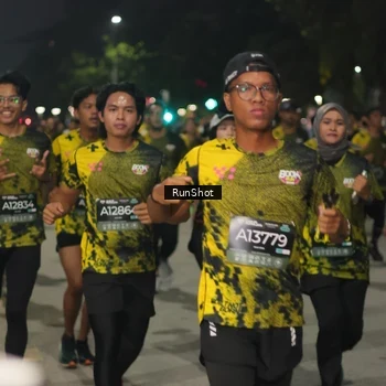 Runner Photo 7063995