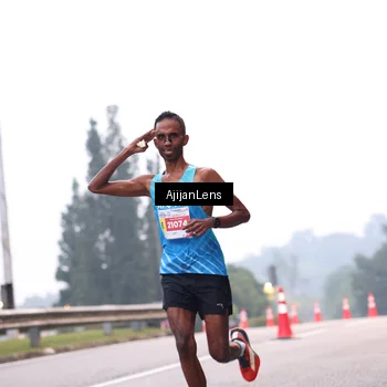 Runner Photo 7063997