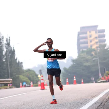 Runner Photo 7064004