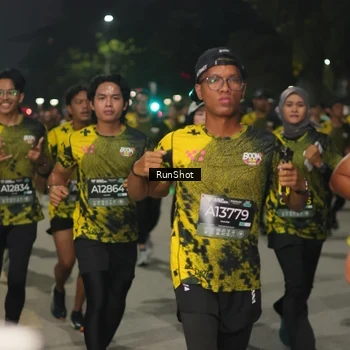Runner Photo 7064005