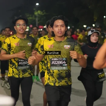 Runner Photo 7064013