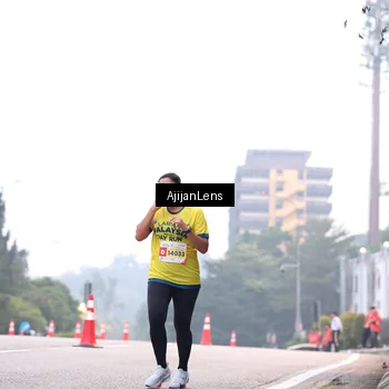 Runner Photo 7064019