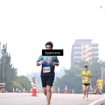 Runner Photo 7064028