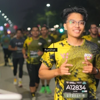 Runner Photo 7064030