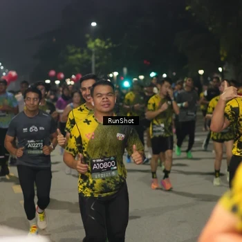 Runner Photo 7064040
