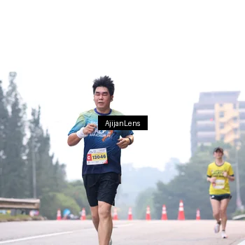 Runner Photo 7064043