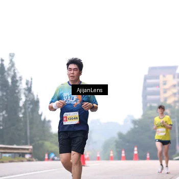 Runner Photo 7064049