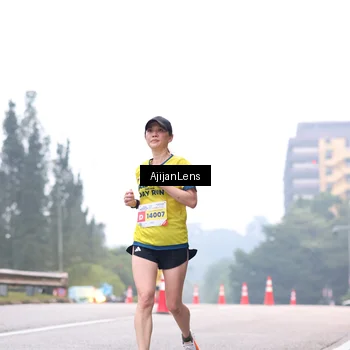 Runner Photo 7064058