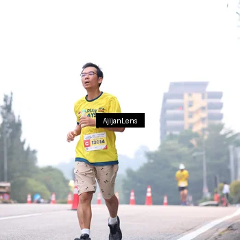 Runner Photo 7064082