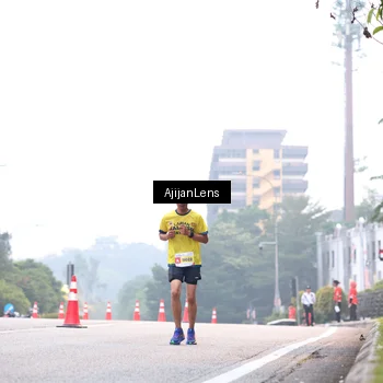 Runner Photo 7064088