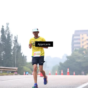 Runner Photo 7064094