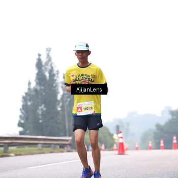 Runner Photo 7064103