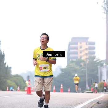 Runner Photo 7064104