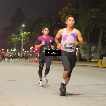 Runner Photo 7064119