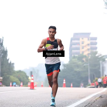 Runner Photo 7064120