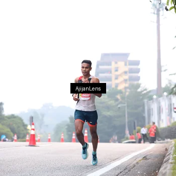 Runner Photo 7064135