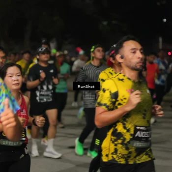 Runner Photo 7064142
