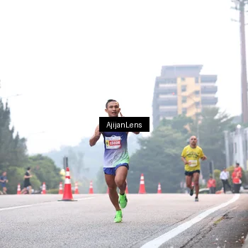 Runner Photo 7064150
