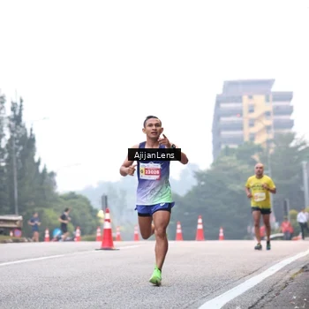 Runner Photo 7064165