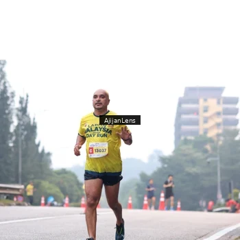 Runner Photo 7064169