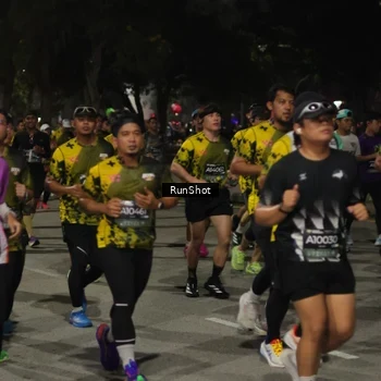 Runner Photo 7064172