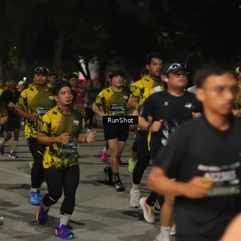 Runner Photo 7064173