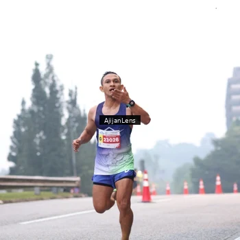 Runner Photo 7064177