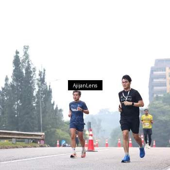 Runner Photo 7064190