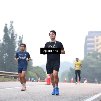 Runner Photo 7064195