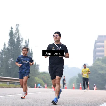 Runner Photo 7064201
