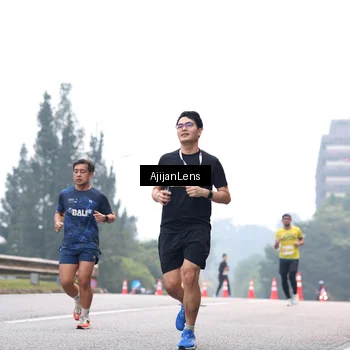 Runner Photo 7064203