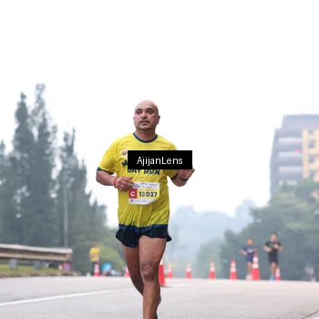 Runner Photo 7064218