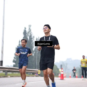 Runner Photo 7064219