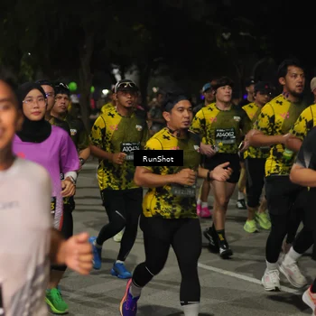 Runner Photo 7064224
