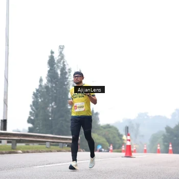 Runner Photo 7064230
